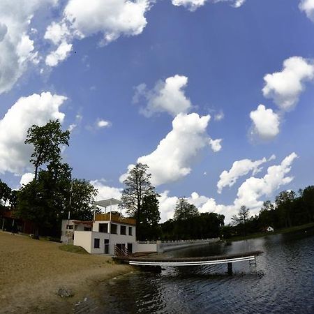 Pensjonat Lido Antonin  Buitenkant foto